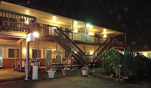 Ocean Court By The Sea Hotel Лонг Бранч Екстериор снимка