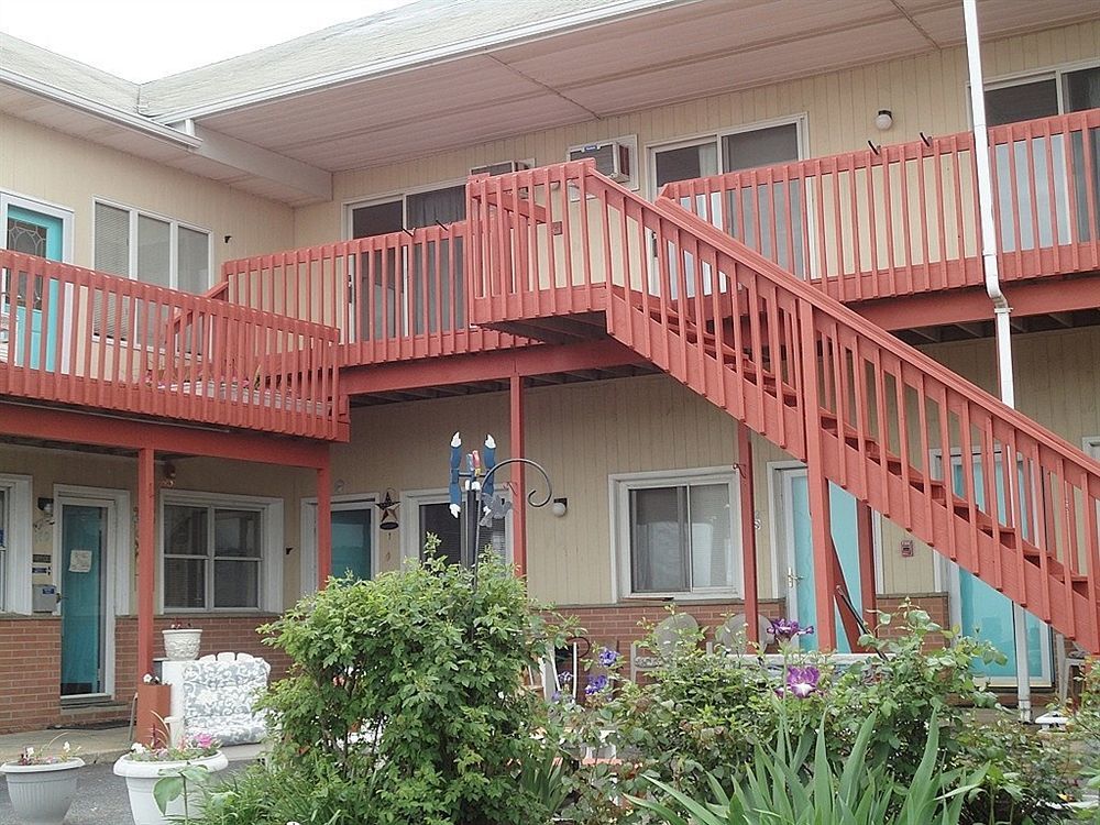 Ocean Court By The Sea Hotel Лонг Бранч Екстериор снимка